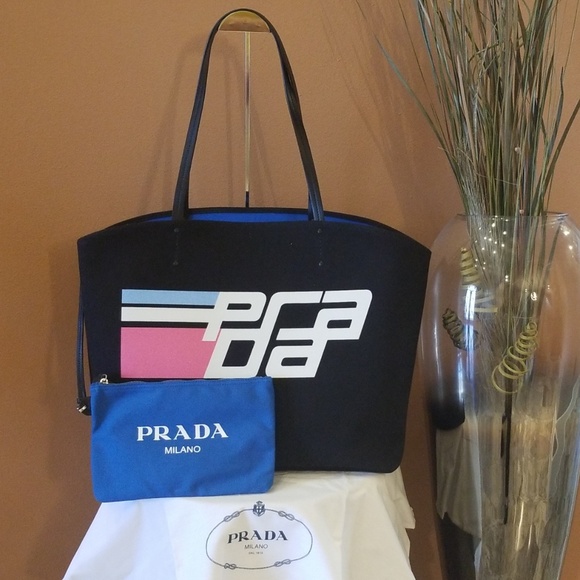 💯% GENUINE PRADA CANVAS TOTE - Picture 3 of 7